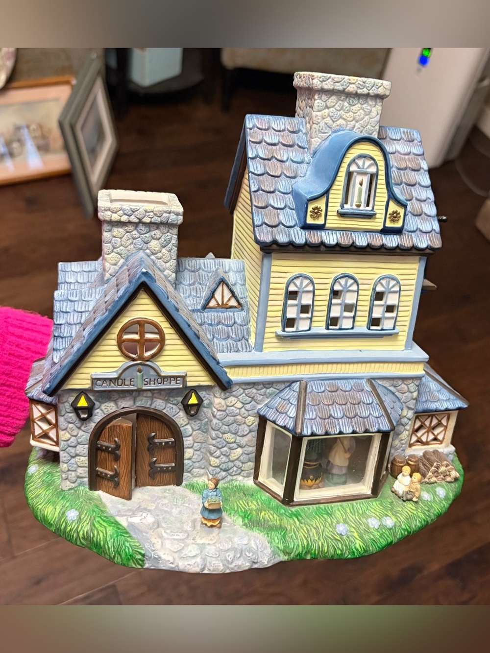 PartyLite Candle Shop Olde World Village Tealight House Collection #1